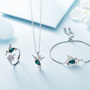 腕表/珠寶飾品/眼鏡 珠寶海報(bào)珠寶海報(bào) 珠寶 珠寶廣告 珠寶燈箱 珠寶單頁 珠寶宣傳單 珠寶DM 珠寶促銷海報(bào) 珠寶促銷廣告 珠寶文化 珠寶展板 珠寶商 珠寶首飾 珠寶加工 珠寶畫冊 珠寶設(shè)計(jì) 珠寶黃金 珠寶項(xiàng)鏈 珠寶燈 珠寶店廣告 珠寶鏈 珠寶吊旗 珠寶展架 珠寶鉆石 珠寶工藝 珠寶店海報(bào) 珠寶店 珠寶鉆戒 珠寶系列 黃金珠寶 珠寶戒指裴翠系列海報(bào) 設(shè)計(jì) PSD分層素材 PSD分層素材 300DPI PSD