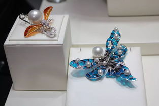 金鉆 名車 再現(xiàn)江湖 珠寶盛宴精彩開啟 老鳳祥亮相上海國際珠寶首飾展覽會